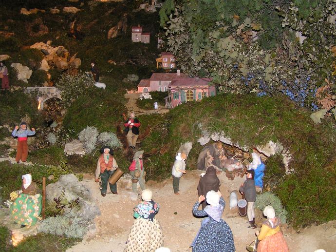 chemin des cr&egrave;ches